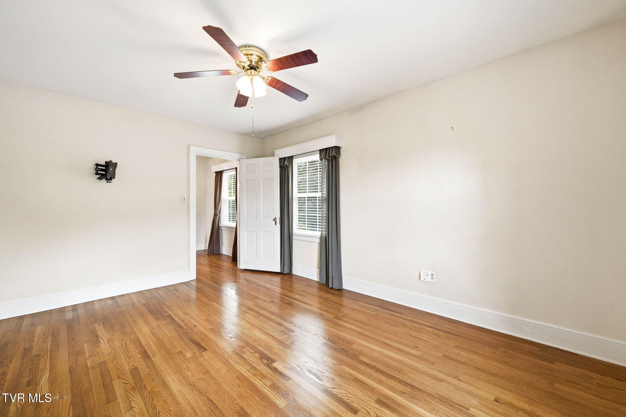 1700 Overhill Road Bristol, VA 24201 - Photo 22 of 50 13-web-or-mls-1700 Overhill Rd-20