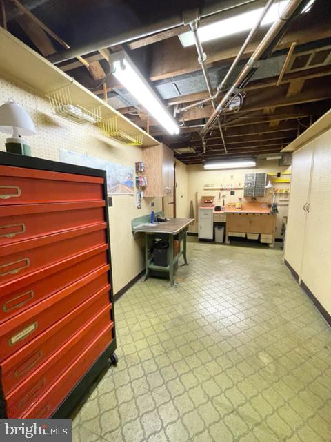 8636 Bridle Road Philadelphia, PA 19115 - Photo 35 of 51 Gallery Image 35