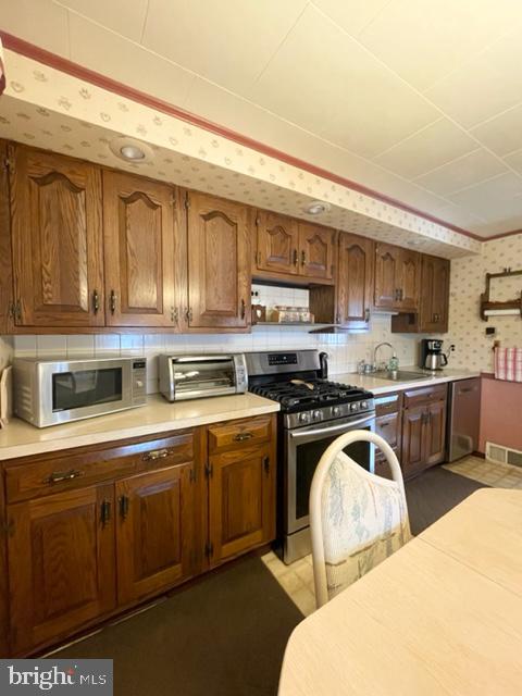 8636 Bridle Road Philadelphia, PA 19115 - Photo 9 of 51 Gallery Image 9