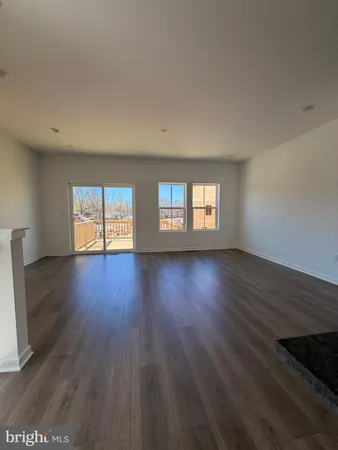 $3,250 | 38 Basswood Street, Berlin, NJ 08009