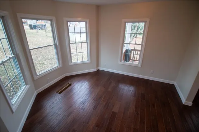 $269,900 | 3013 South 29th Street, St. Joseph, MO 64503