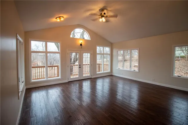 $269,900 | 3013 South 29th Street, St. Joseph, MO 64503