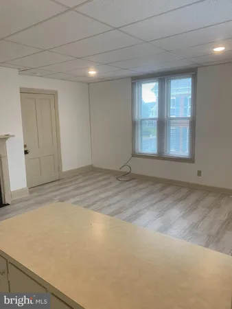 $850 | 52 North Carlisle Street, Unit B, Greencastle, PA 17225