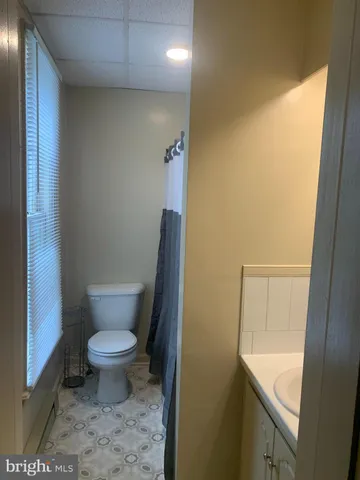 $850 | 52 North Carlisle Street, Unit B, Greencastle, PA 17225