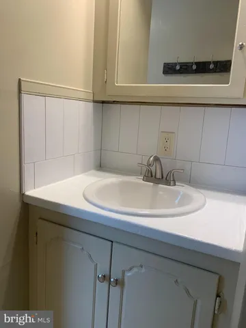 $850 | 52 North Carlisle Street, Unit B, Greencastle, PA 17225