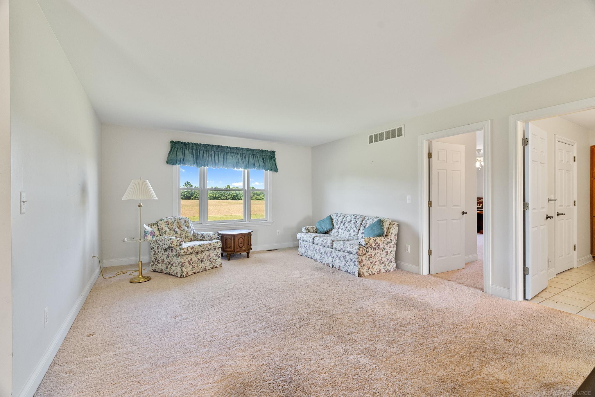 9850 Yale Road Avoca, MI 48006 - Photo 2 of 40