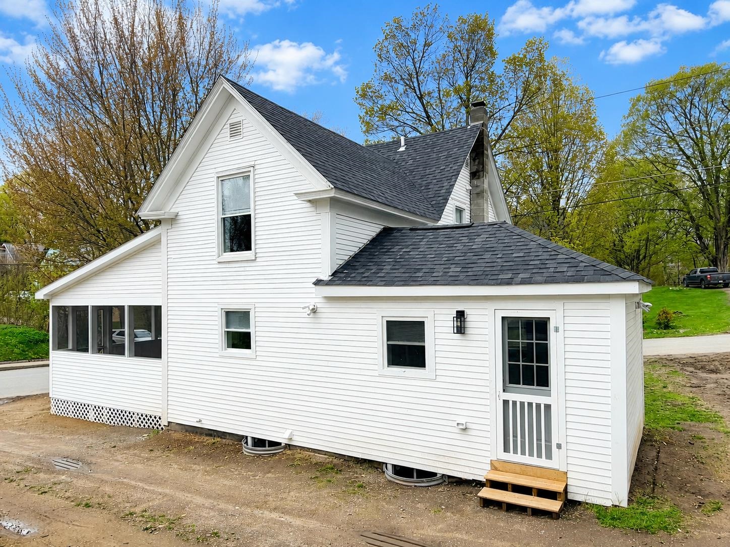 92 Indian Point Street Newport, VT 05855 - Photo 25 of 26