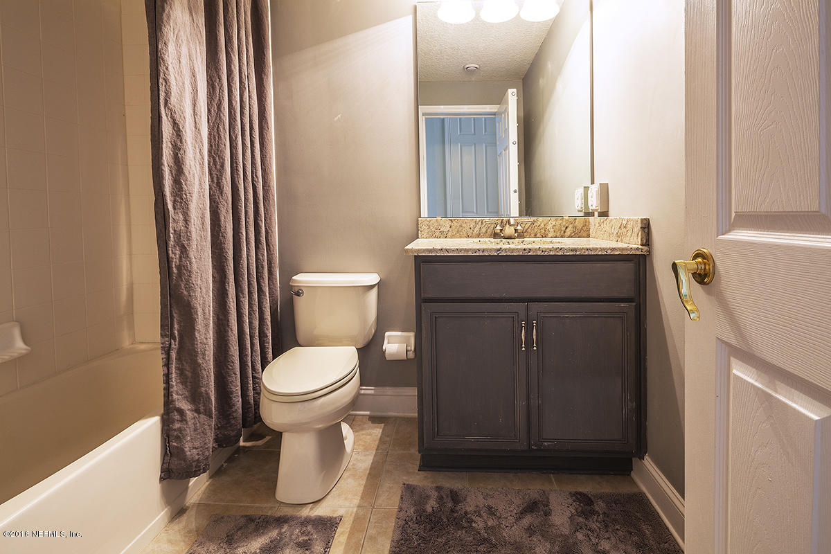 14 Pelican Pointe Road Ponte Vedra, FL 32081 - Photo 21 of 46 Bathroom Two/Storm Room