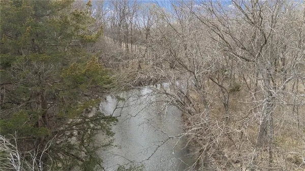 $299,000 | 17394 Devlin Road, Parker, KS 66072