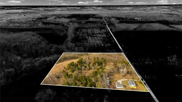 $299,000 | 17394 Devlin Road, Parker, KS 66072