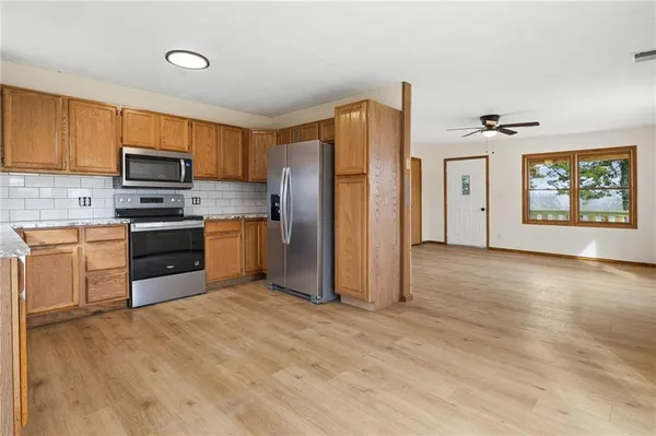 $299,000 | 17394 Devlin Road, Parker, KS 66072