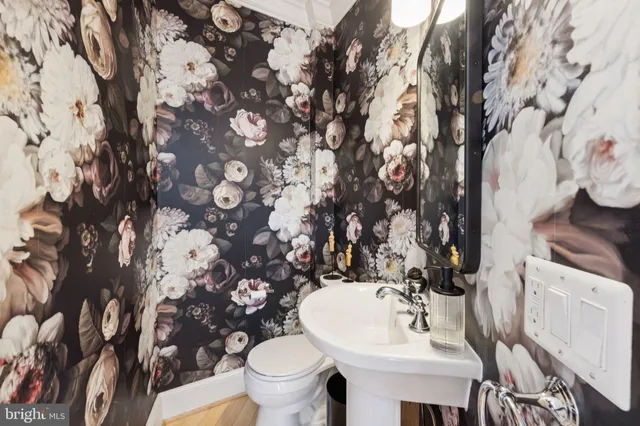 $5,500 | 21 V Street Northeast, Washington, DC 20002