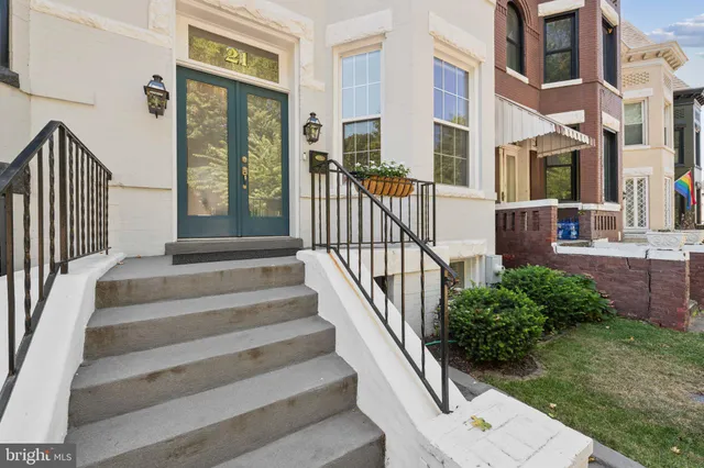 $5,500 | 21 V Street Northeast, Washington, DC 20002