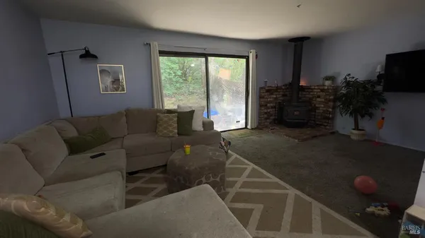 $549,000 | 25248 Robinson Road, Willits, CA 95490