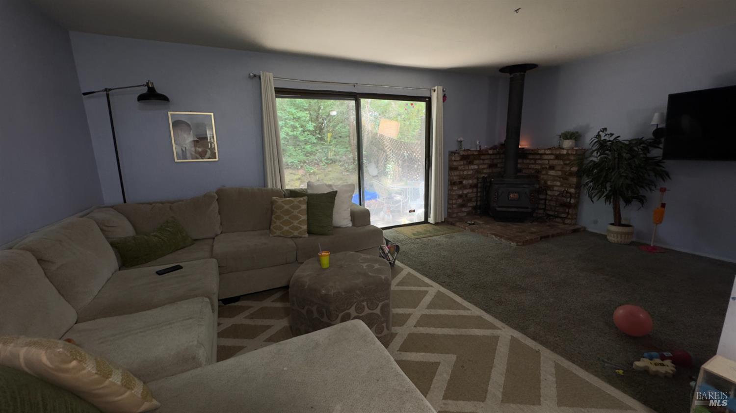 25248 Robinson Road Willits, CA 95490 - Photo 2 of 21