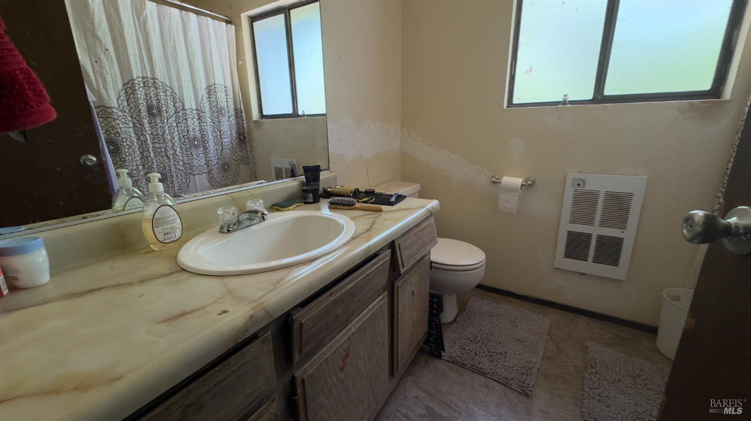 25248 Robinson Road Willits, CA 95490 - Photo 8 of 21