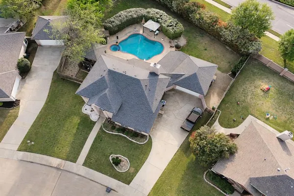 $589,950 | 1024 Choke Cherry Lane, Crowley, TX 76036