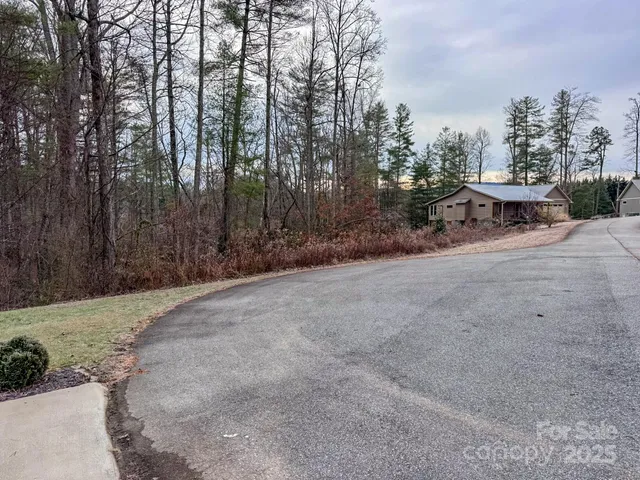 $78,000 | 62 Crystal Cove Drive, Unit 4, Hendersonville, NC 28739