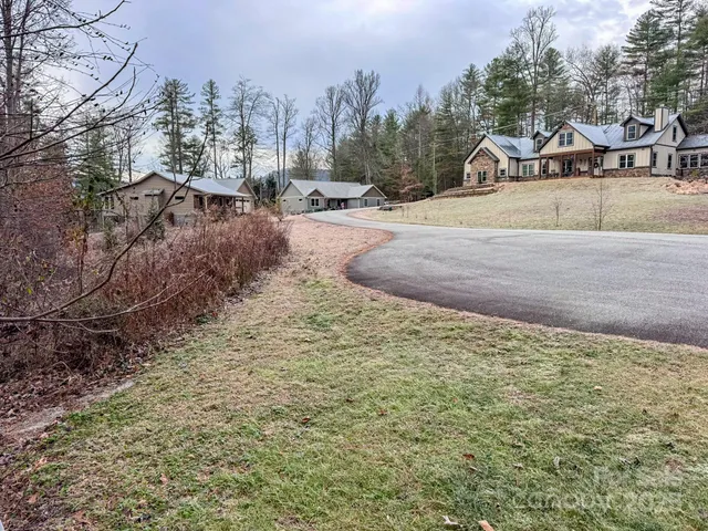 $78,000 | 62 Crystal Cove Drive, Unit 4, Hendersonville, NC 28739