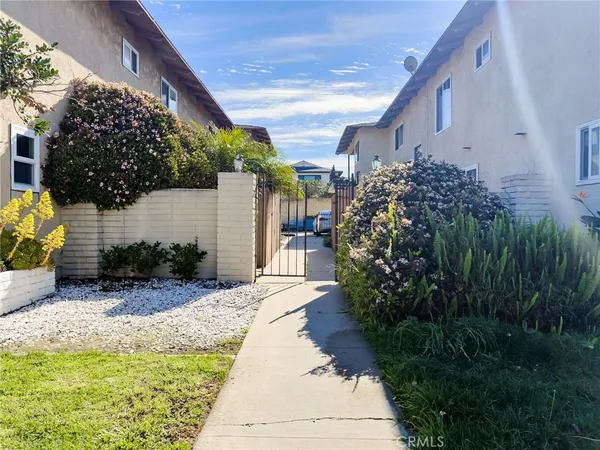 $2,295,000 | 22926 Maple Avenue, Torrance, CA 90505
