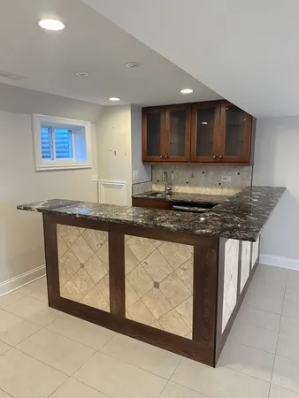 $3,800 | 130 Bonnie Brae Avenue, Mount Prospect, IL 60056