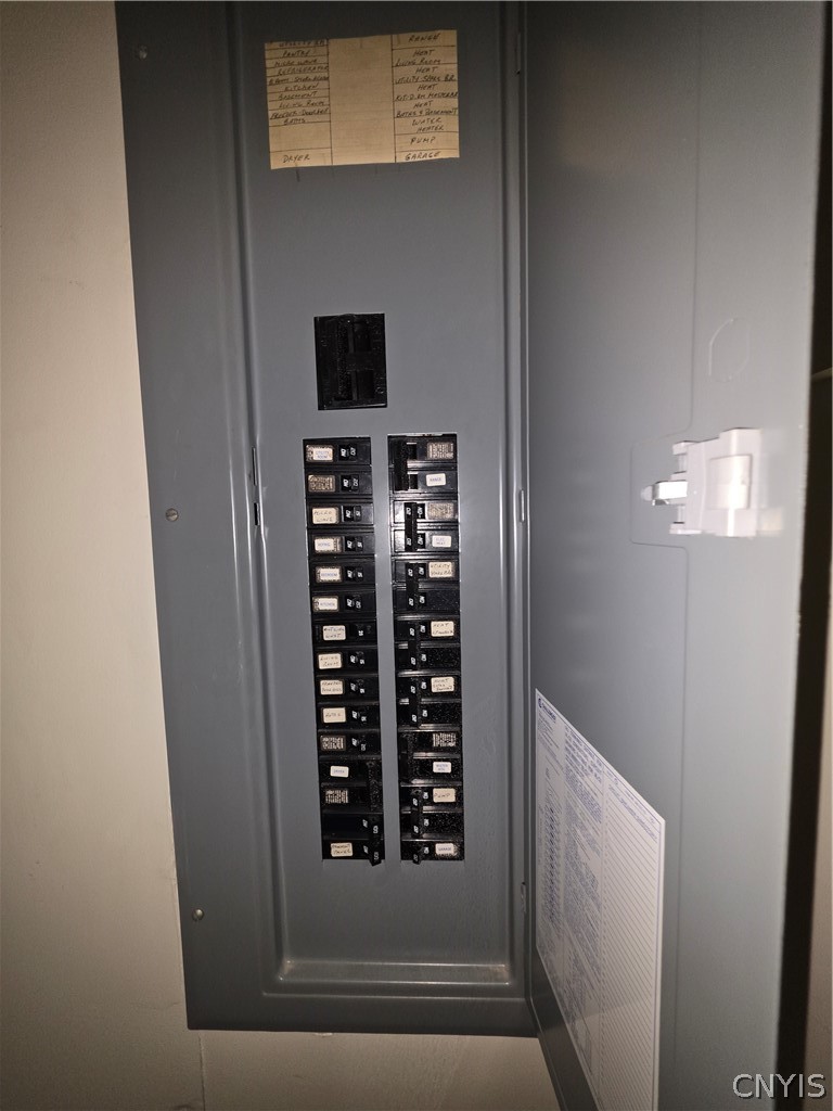 147 Gildner Road Central Square, NY 13036 - Photo 23 of 48 200 amp service