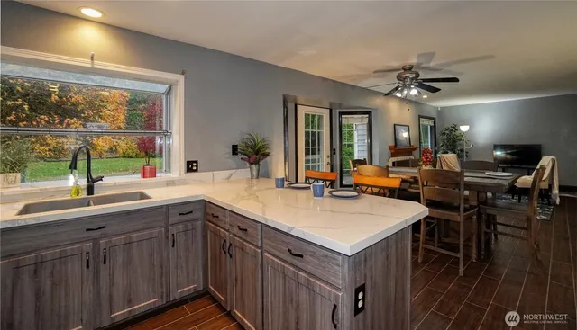 $995,000 | 24608 197th Avenue Southeast, Maple Valley, WA 98038