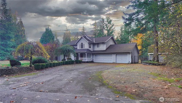$995,000 | 24608 197th Avenue Southeast, Maple Valley, WA 98038