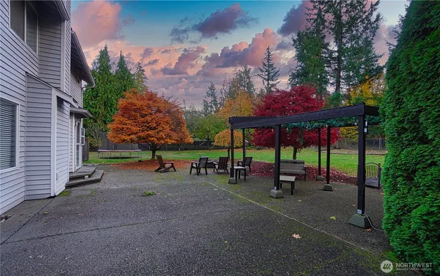 $995,000 | 24608 197th Avenue Southeast, Maple Valley, WA 98038