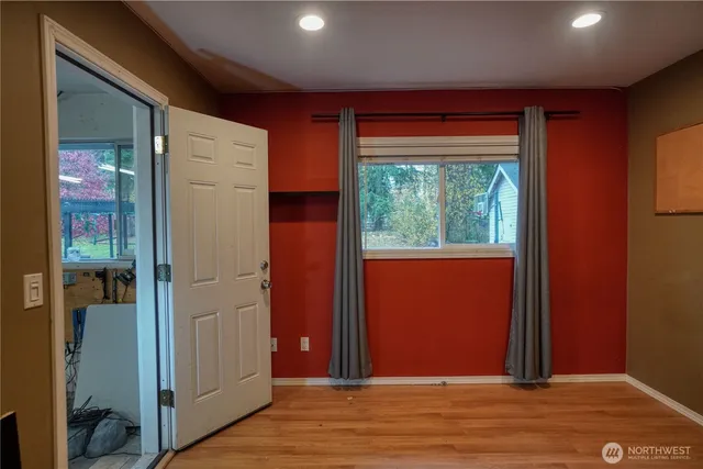 $995,000 | 24608 197th Avenue Southeast, Maple Valley, WA 98038