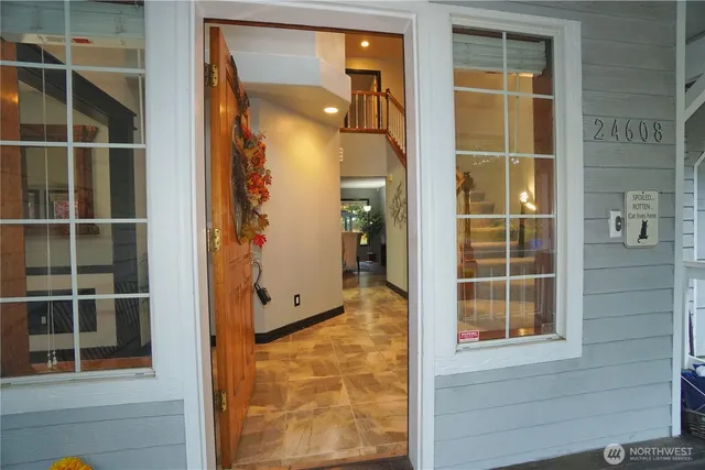 $995,000 | 24608 197th Avenue Southeast, Maple Valley, WA 98038