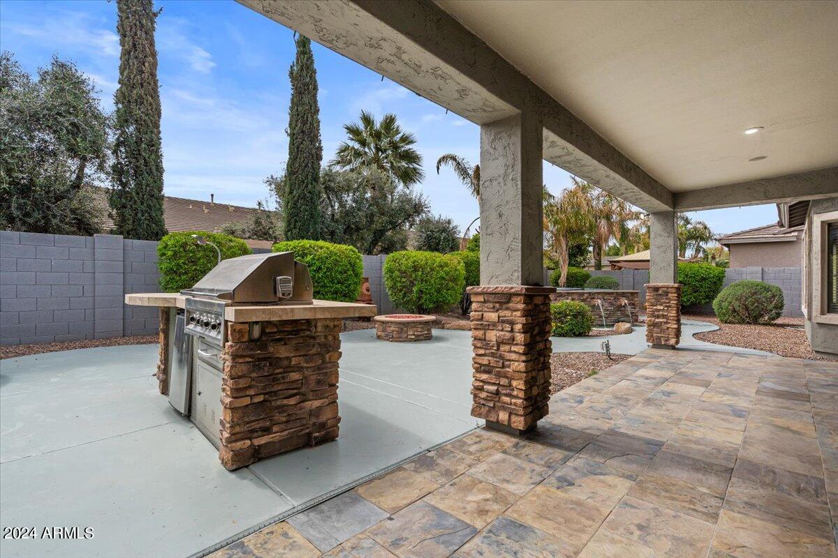 3269 East Hopkins Road Gilbert, AZ 85295 - Photo 35 of 51 43-Back patio