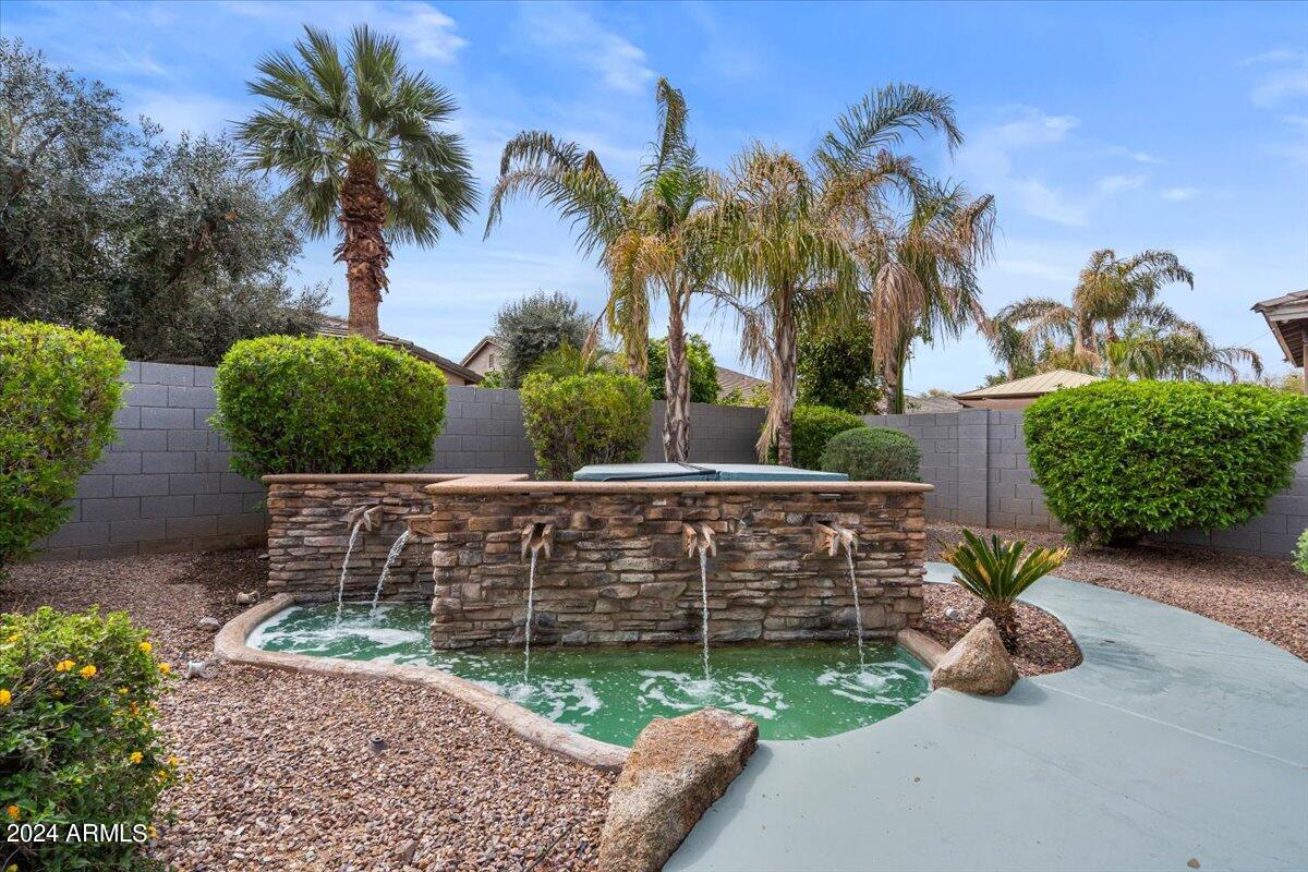 3269 East Hopkins Road Gilbert, AZ 85295 - Photo 41 of 51 49-Water Feature