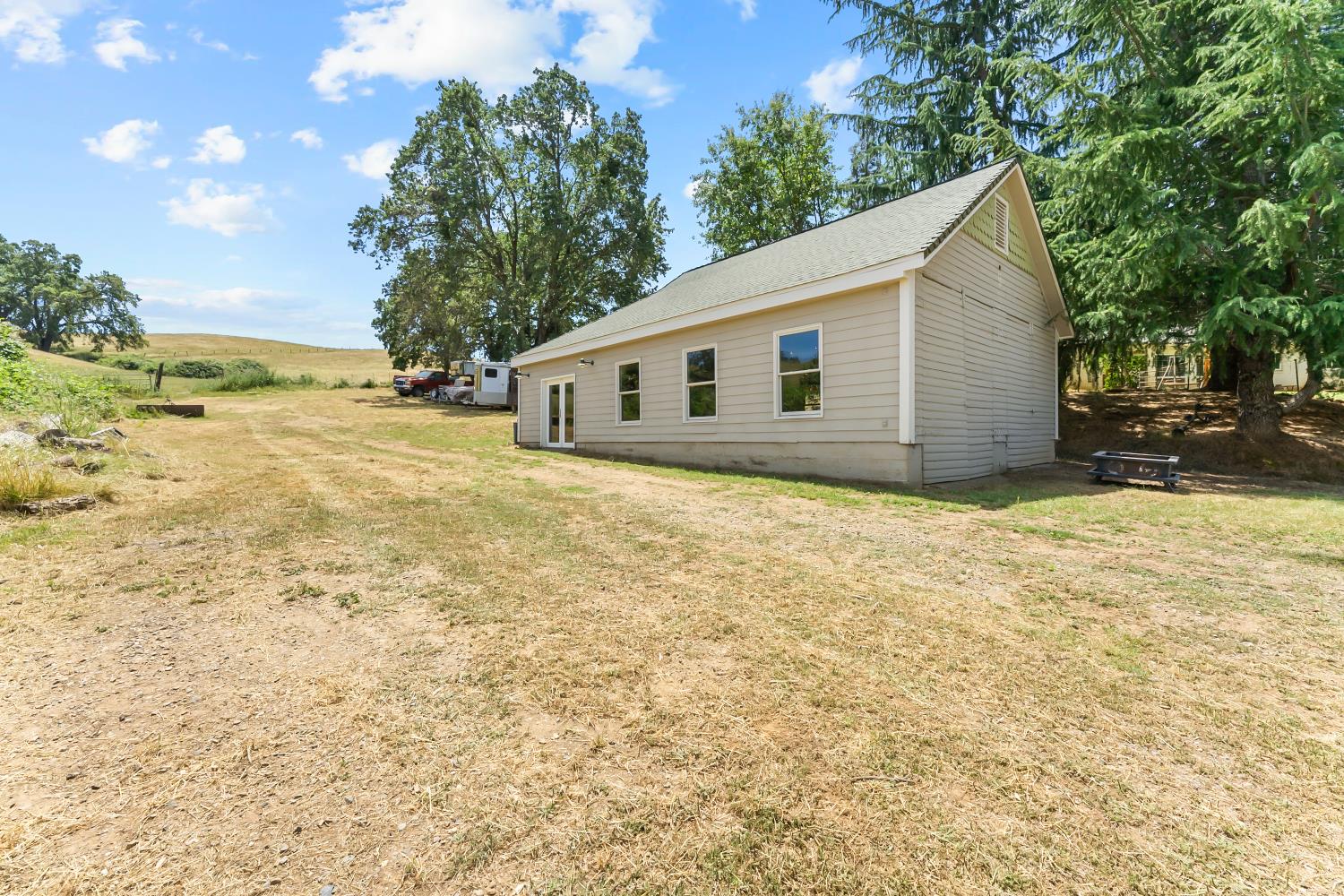 12850 Fiddletown Road Plymouth, CA 95669 - Photo 50 of 88 Party Barn