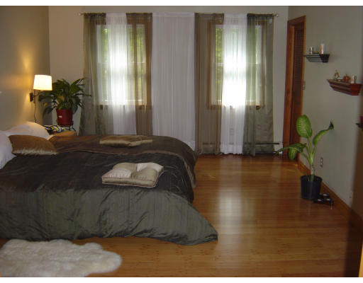 6 Middlesex Road Sharon, MA 02067 - Photo 8 of 12 Gallery Image 8
