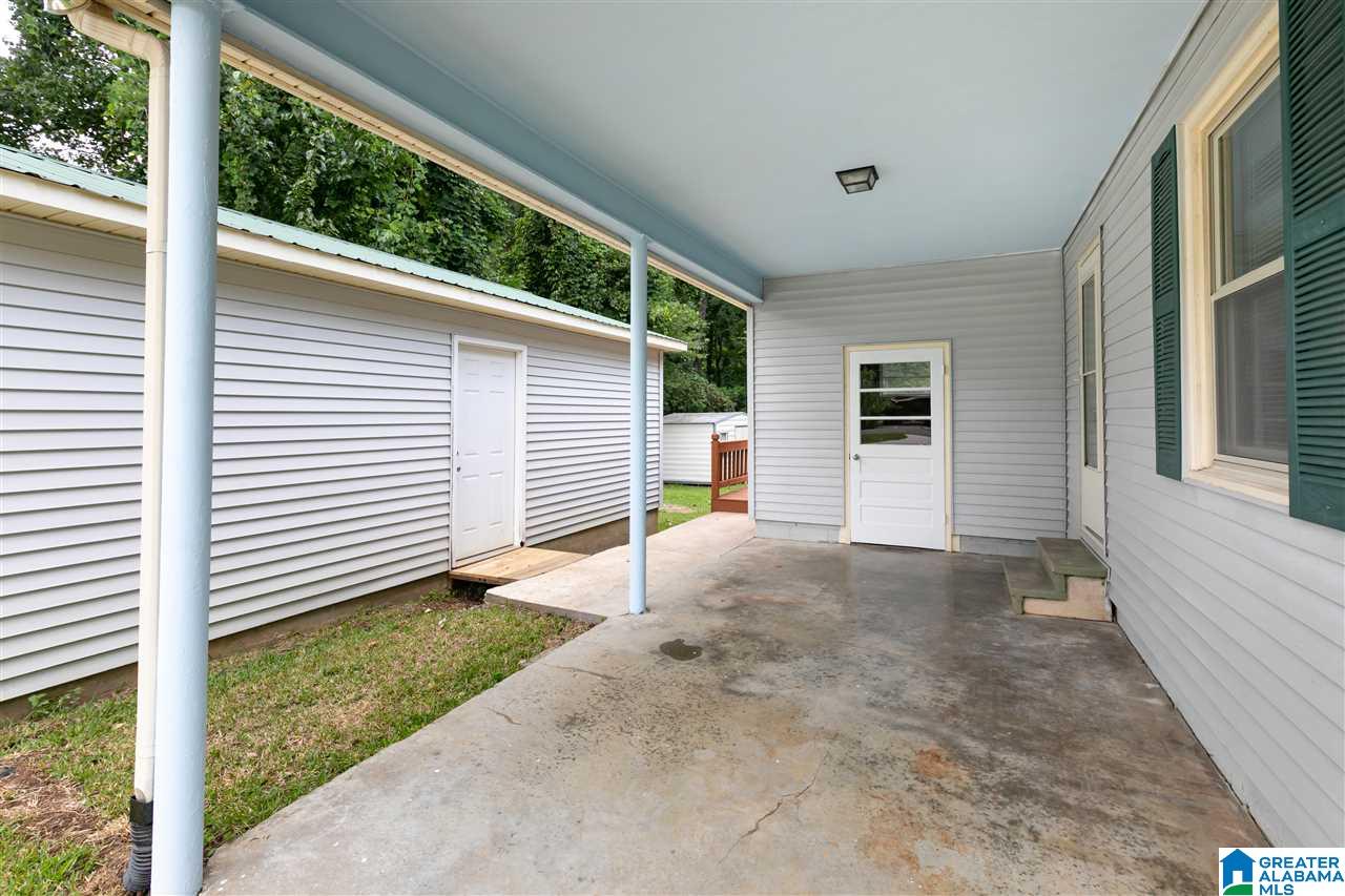 2804 Cedar Lane Adamsville, AL 35005 - Photo 2 of 20