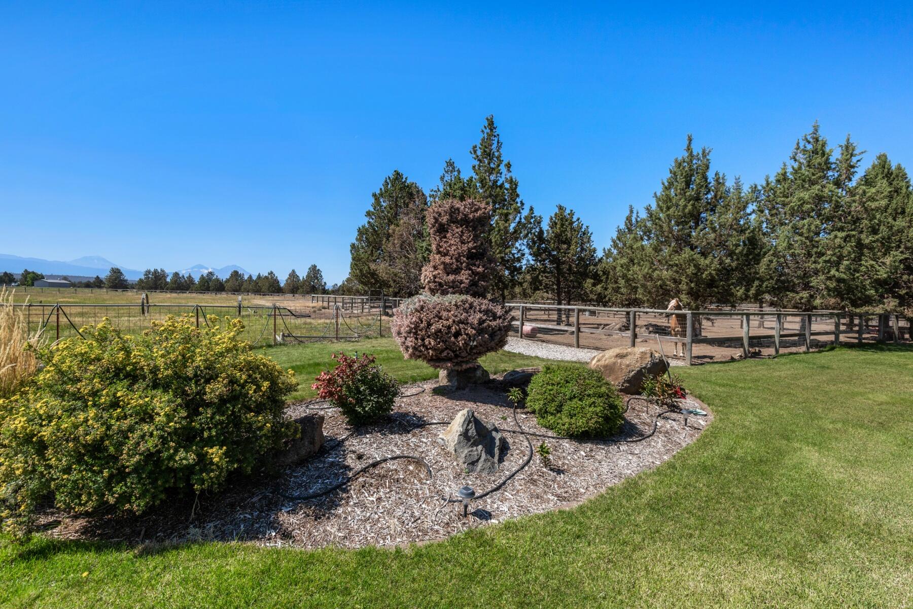 18929 Couch Market Road Bend, OR 97703 - Photo 33 of 57 batch_34