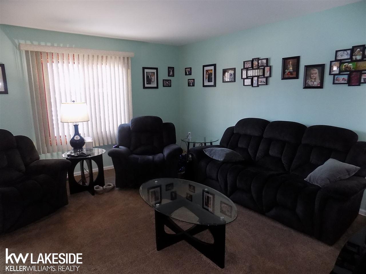 2152 Rochelle Park Drive, Unit #102 / BUILDING R Rochester Hills, MI 48309 - Photo 2 of 31