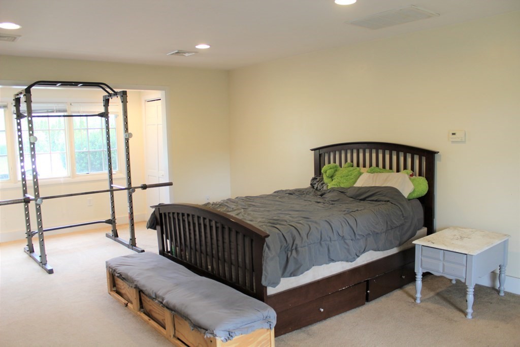 227 Maureen Road Bellingham, MA 02019 - Photo 17 of 20 Gallery Image 17