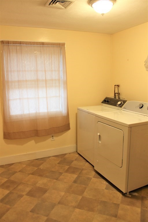 227 Maureen Road Bellingham, MA 02019 - Photo 10 of 20 Gallery Image 10