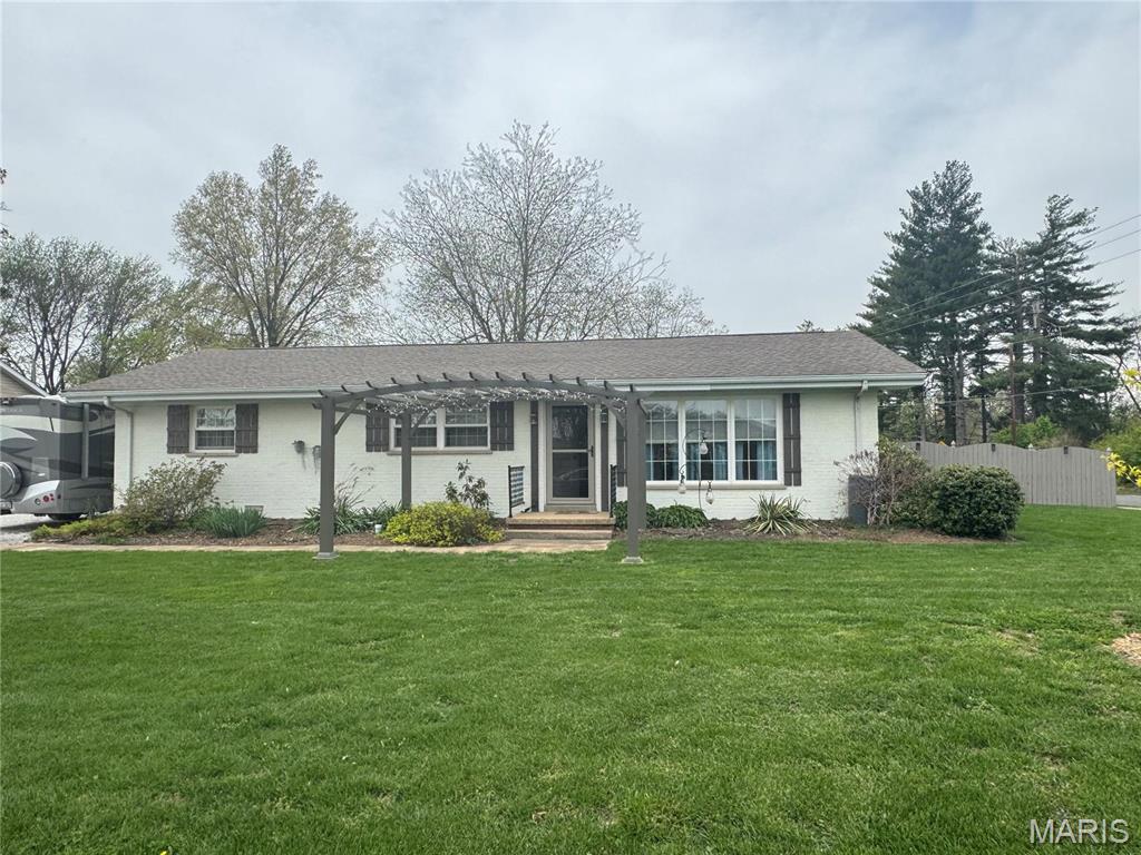 2 Park Street Freeburg, IL 62243 - Photo 1 of 40
