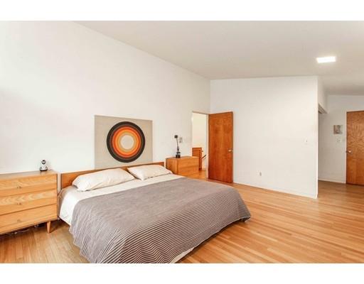 47 Barney Hill Road Wayland, MA 01778 - Photo 10 of 24 Gallery Image 10