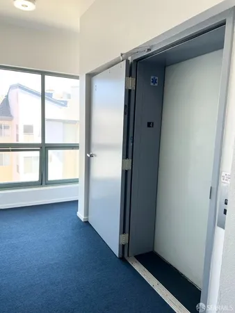 a view of empty room with window