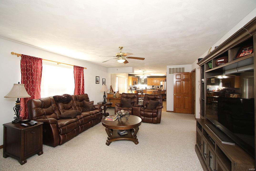 731 Wheatfield Road O'Fallon, IL 62269 - Photo 22 of 63