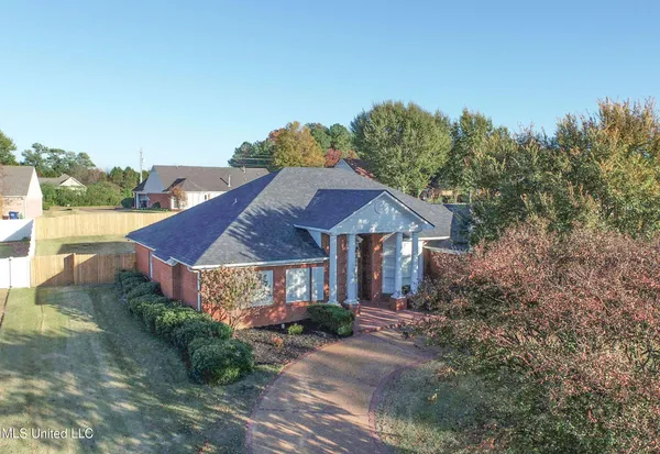 $419,900 | 204 Picadilly Drive, Batesville, MS 38606