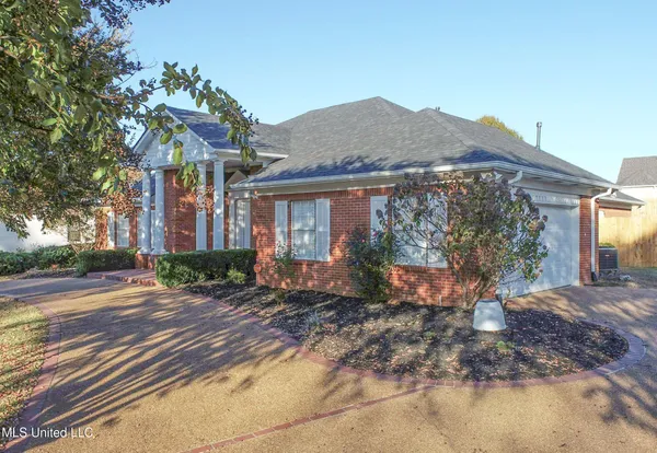 $419,900 | 204 Picadilly Drive, Batesville, MS 38606