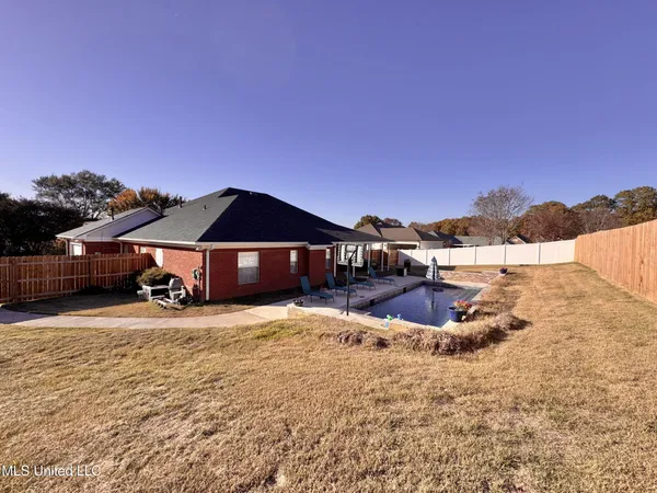 $419,900 | 204 Picadilly Drive, Batesville, MS 38606