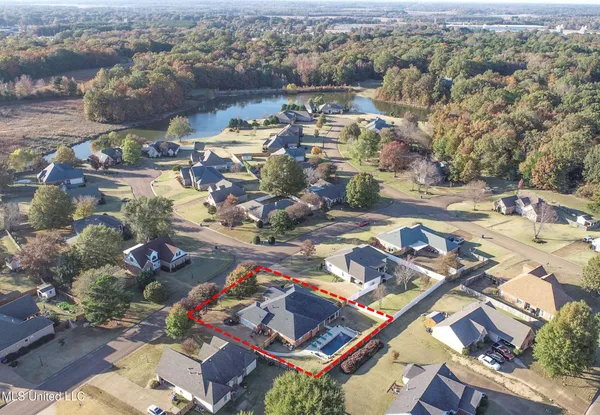 $419,900 | 204 Picadilly Drive, Batesville, MS 38606