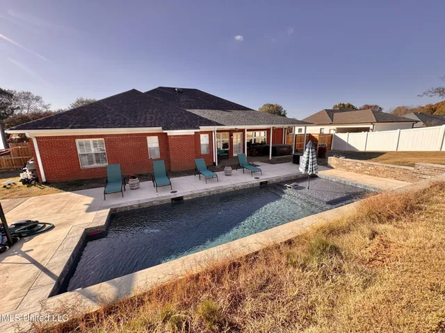 $425,000 | 204 Picadilly Drive, Batesville, MS 38606