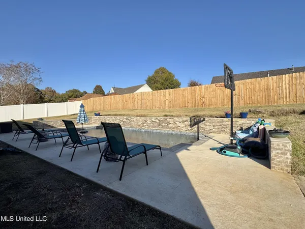 $419,900 | 204 Picadilly Drive, Batesville, MS 38606